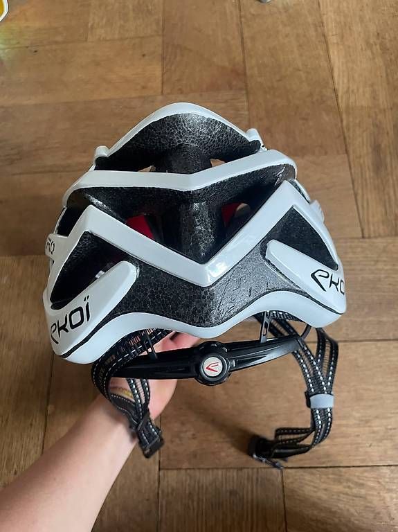 Helme: Velohelm weiss – Neu (gemäss Beschreibung) aus Basel von helger 2