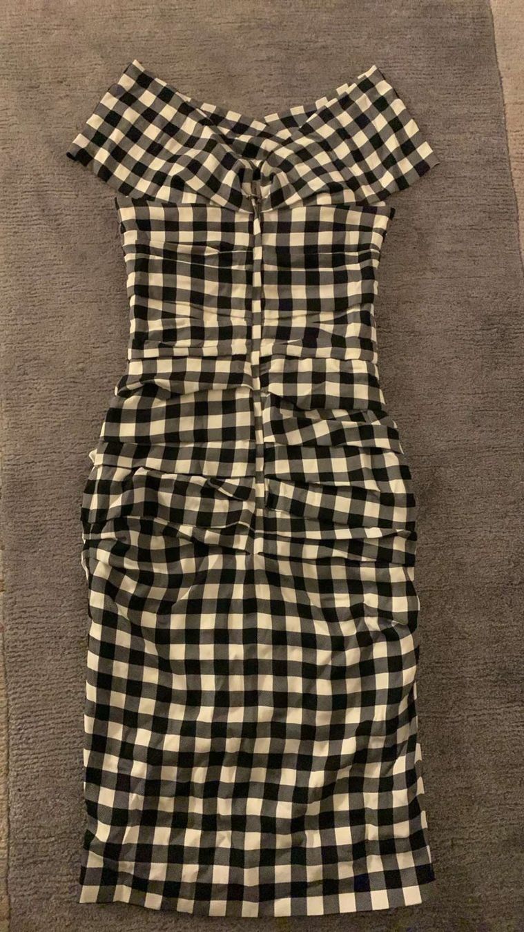 Dolce & Gabbana Vestiti: Dolce & Gabbana Seide S.  post 9.- – Usato da Bern venduto da waves0 3