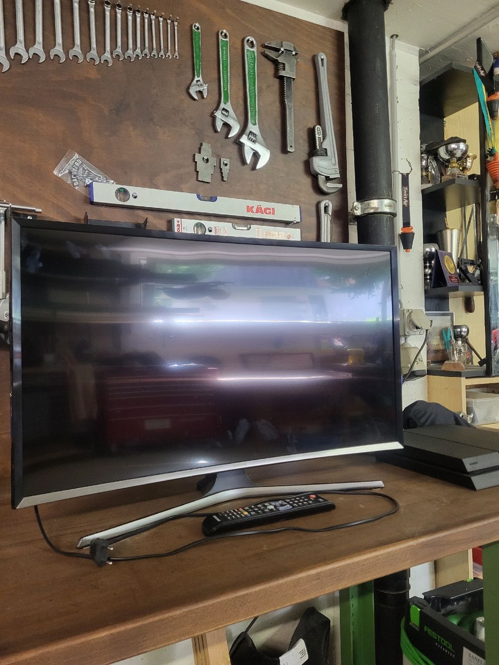 Fernseher: Samsung TV curved 32" – Gebraucht aus Dallenwil von ordnas617