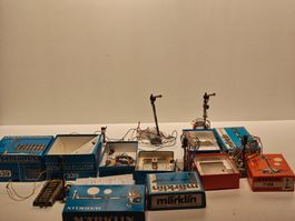 Märklin Signale 2x 7040 / 2x 7188 / 7339