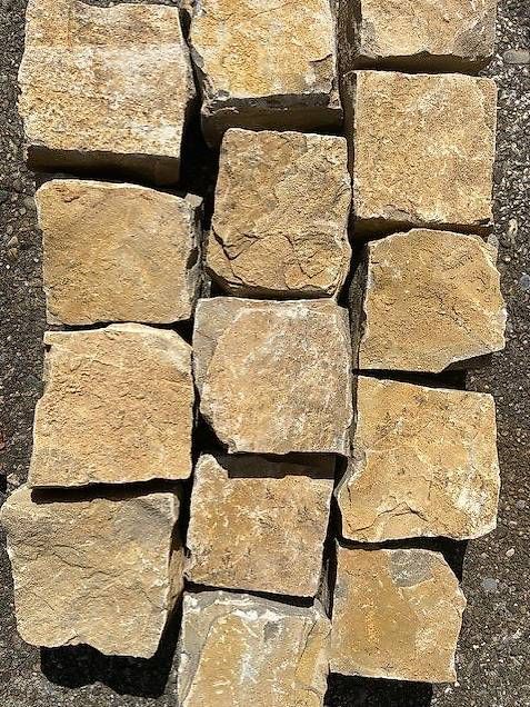 Pietre & tegole: KALKSTEIN-PFLASTERSTEINE  10X10X5-7 – Nuovo e nell'imballaggio originale da Büsserach venduto da Sito1979