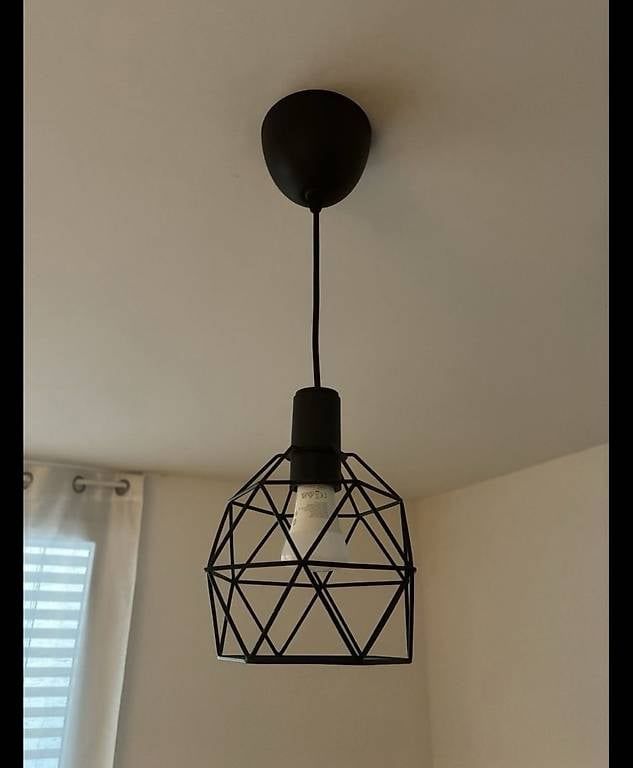 Lampade: Luminaires  – Usato da Lausanne venduto da Mbama23