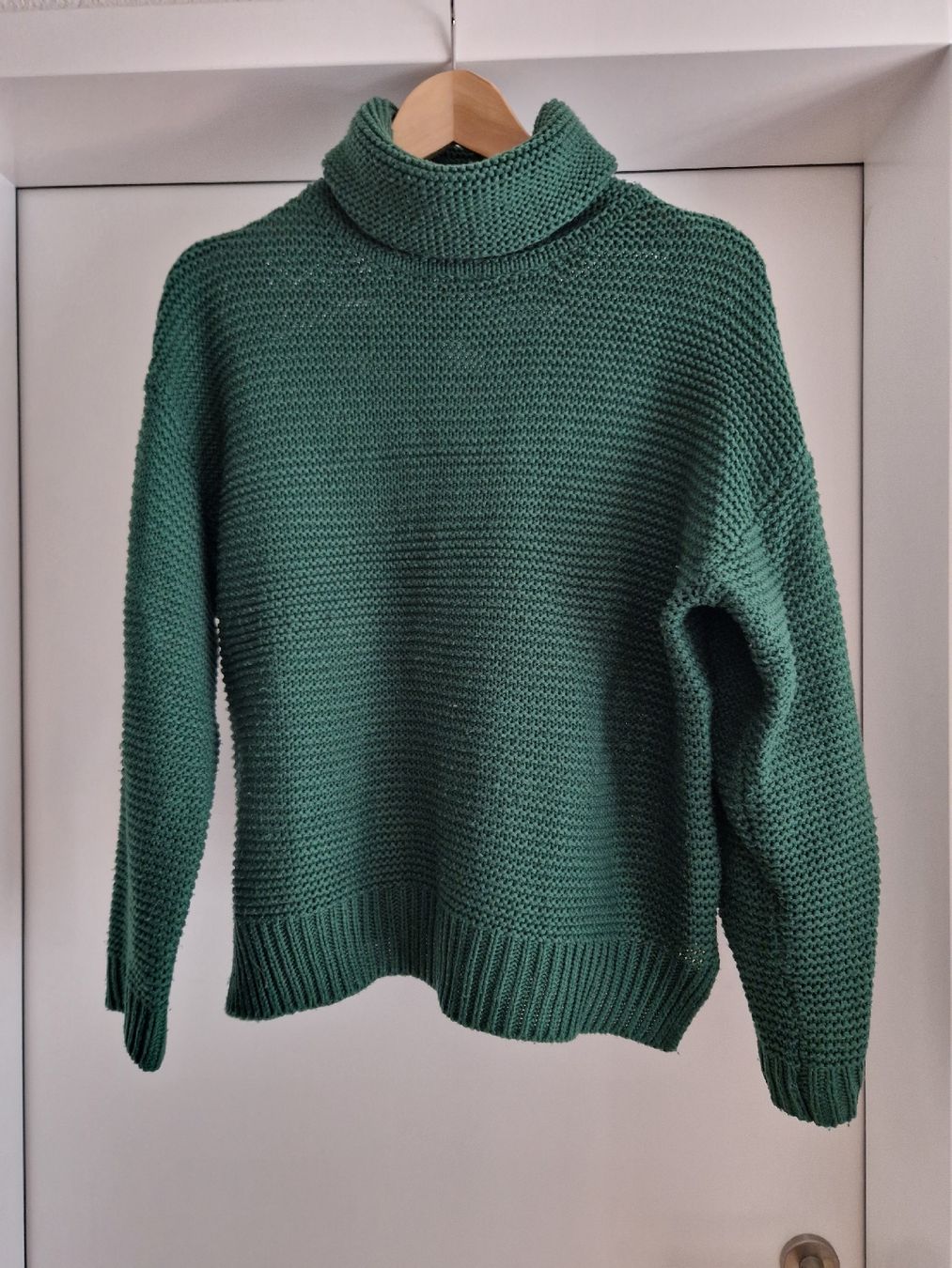 Maglioni & Felpe: Pullover – Usato da Châtonnaye venduto da Lyoko02 1