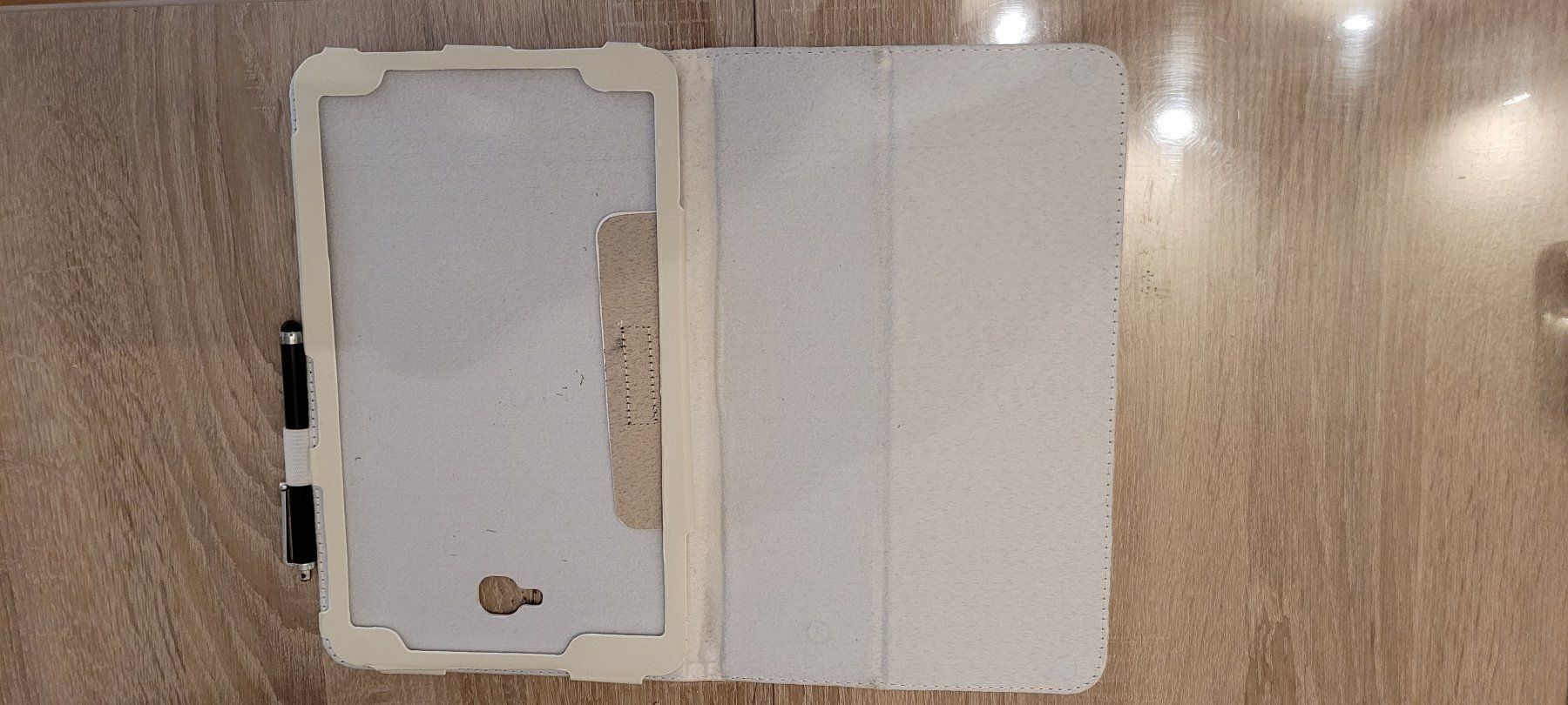 Cover & Protezioni schermo: Samsung Tablet Hülle Cover 10.1 Weiss – Usato da Adlikon b.Regensdf venduto da ChriZ86 1