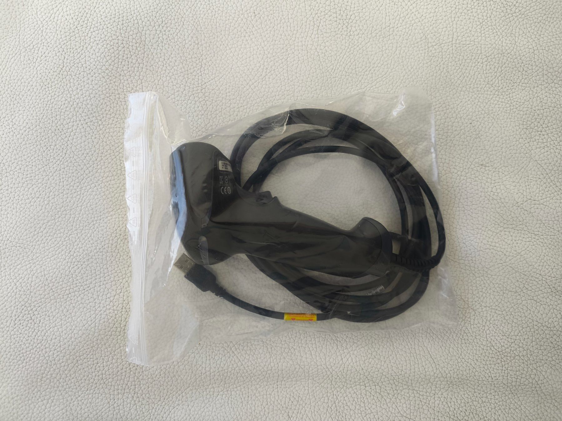 Honeywell Scanner: Honeywell Xenon 1900g Bar Code Scanner NEU  1D 2D – Nuovo e nell'imballaggio originale da Meggen venduto da bigbrother_martin 3