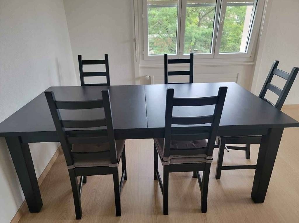 Tischset: Table à manger avec chaises – Gebraucht aus Yverdon-les-Bains von chr_bx8x