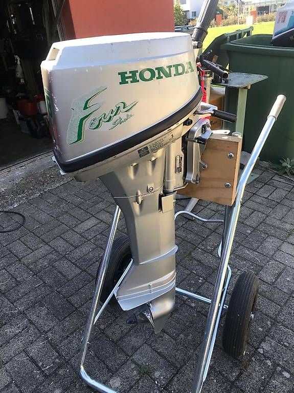 Motori: 8PS Hondabootsmotor – Usato da Kleingurmels venduto da rsteiner02