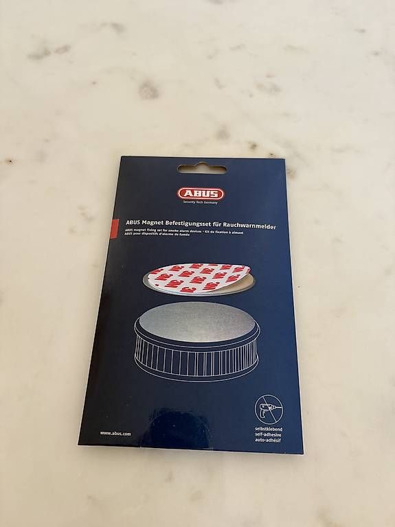 Raccolte di bollini & punti: Abus Kit de montage magnétique – Usato da Conthey venduto da carina.pereira