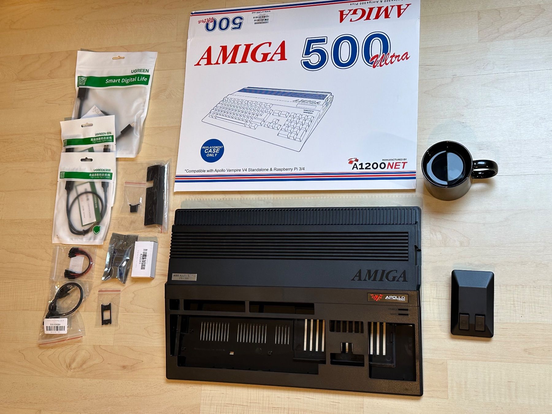 Commodore PCs: Commodore Amiga 500 Gehäuse Apollo Special Edition – Neu und originalverpackt aus Egerkingen von  2