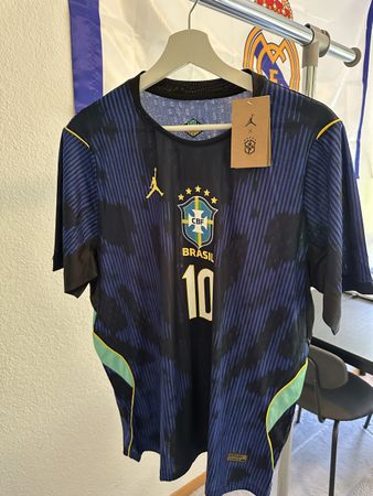 🇧🇷 Brasilien Away Neymar Jr. #10 Spielerversion L