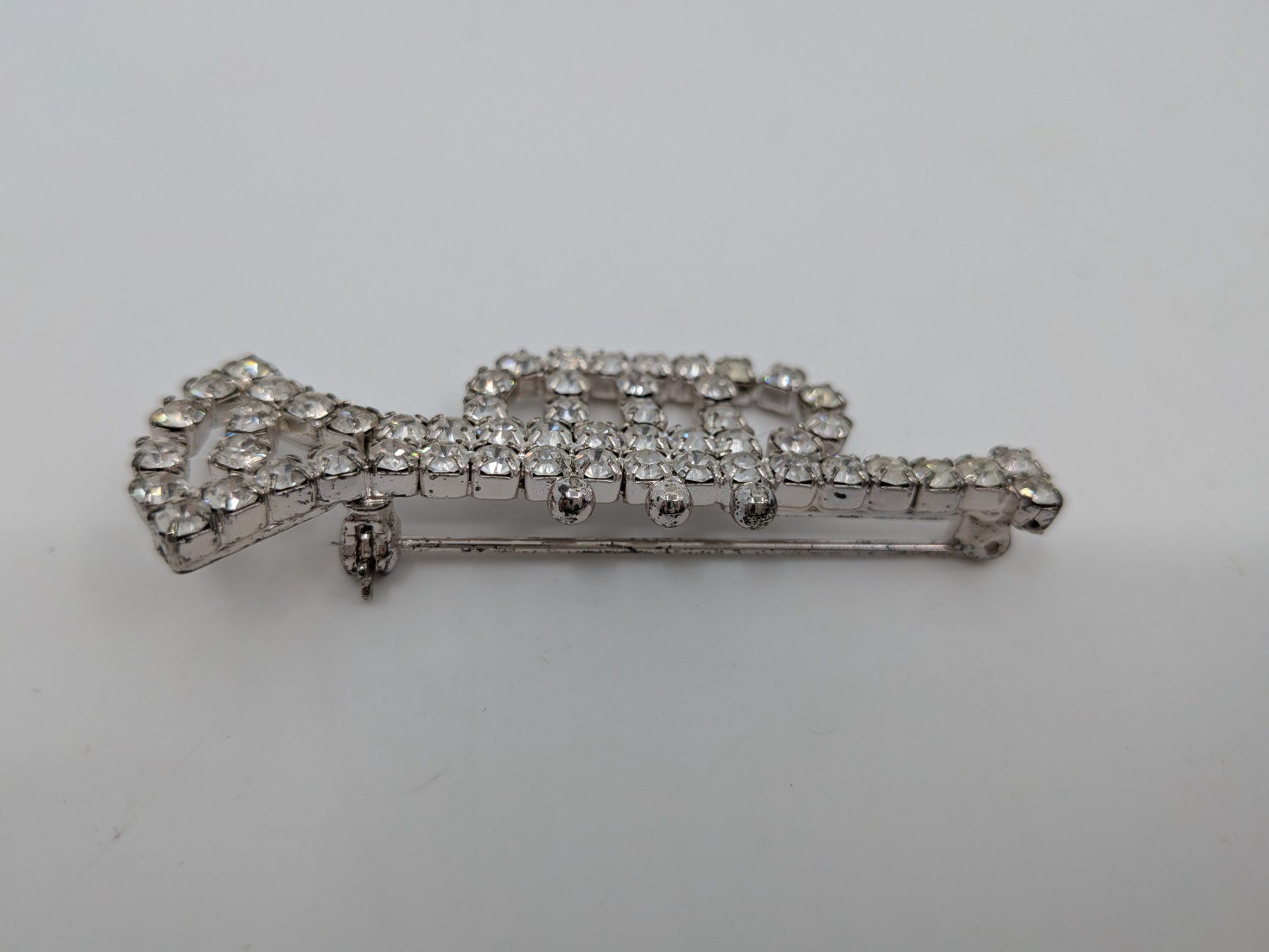 Spille & Fermagli: Brosche Trompete Strass Gablonz – Usato da Emmen venduto da magelan 1