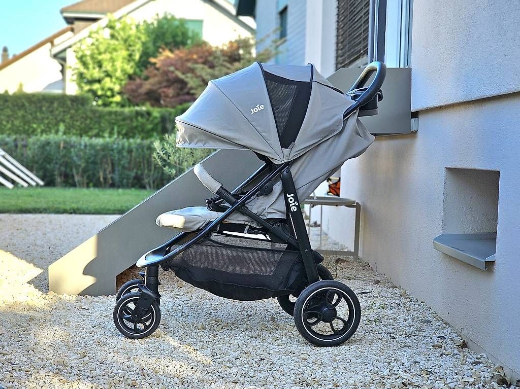 Joie Kinderwagen: Joie Litetrax - Buggy/Kinderwagen – Gebraucht aus Buchs AG von GoldenEaqle