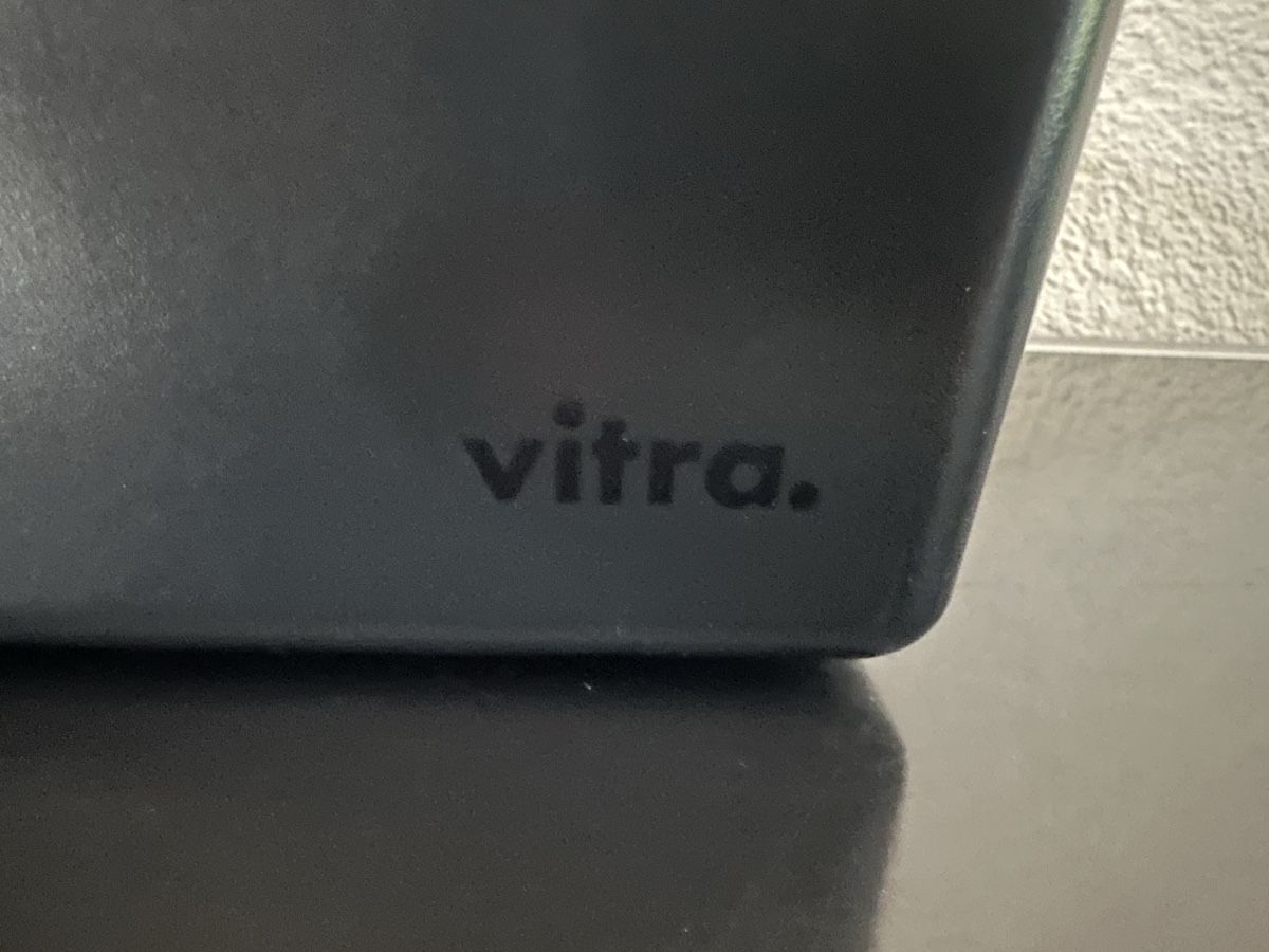 Casse di trasporto: Vitra Toolbox schwarz – Usato da Chur venduto da Monbijou26 1