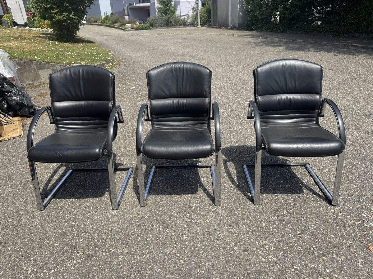 Giroflex Chaises: 3 Vintage Giroflex Stühle ab 1.-!!! – D'occasion à Grenchen par Design-Outlet
