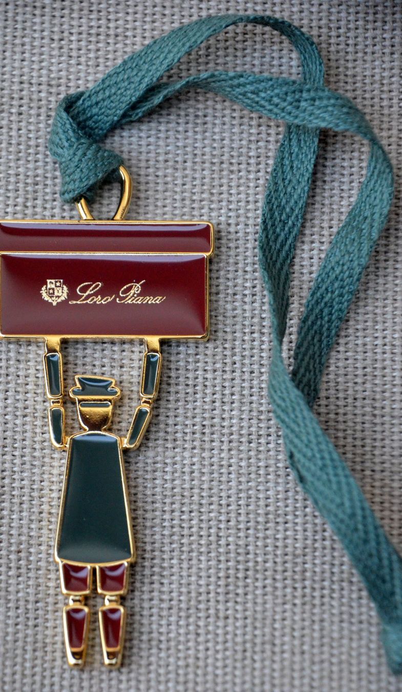 Pendentifs: Loro Piana Anhänger / Pendentif – D'occasion à Collonges par arashee