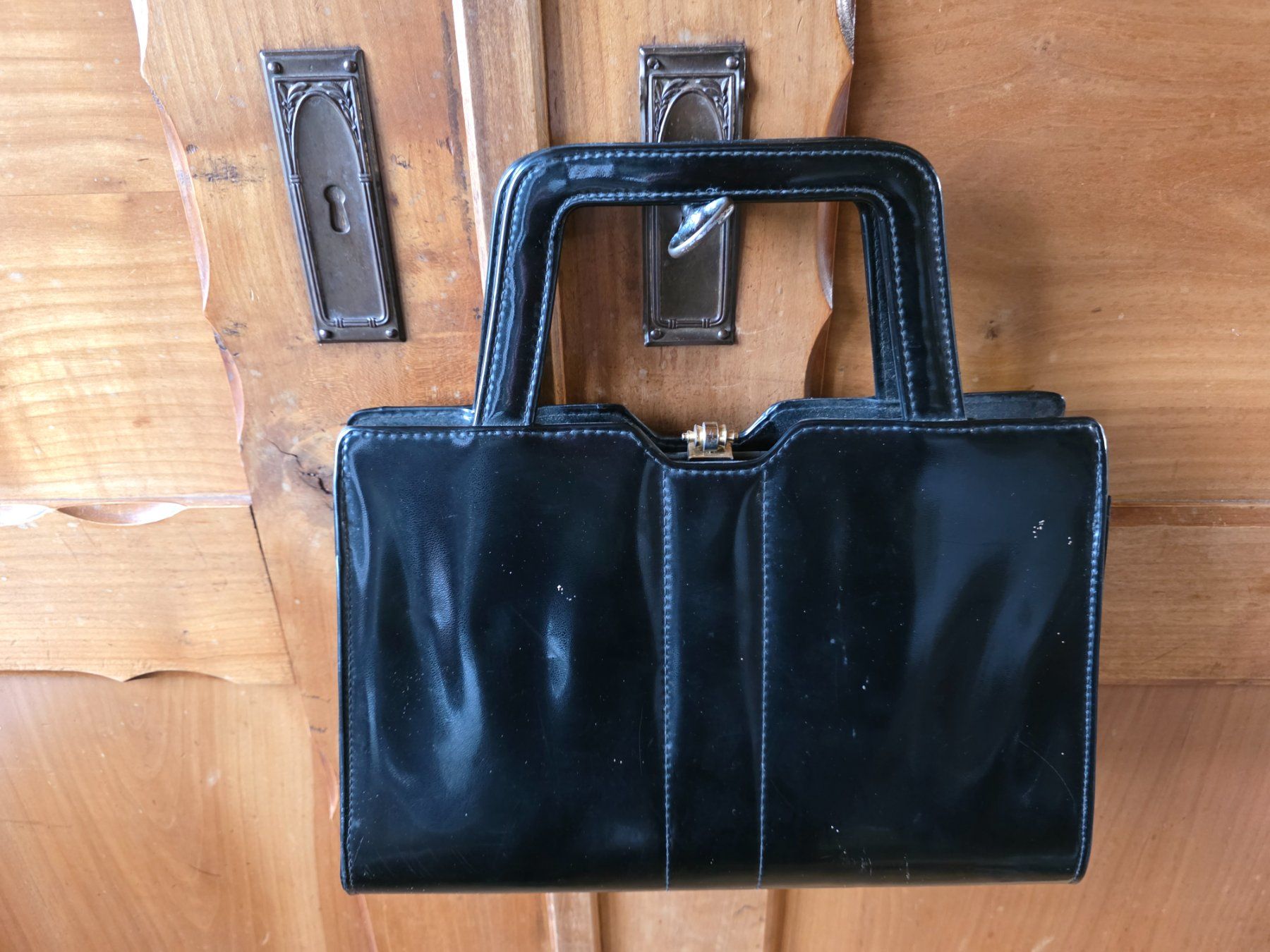 Borse da donna: Vintage Damen Handtasche – Usato da Walterswil BE venduto da Lonitti