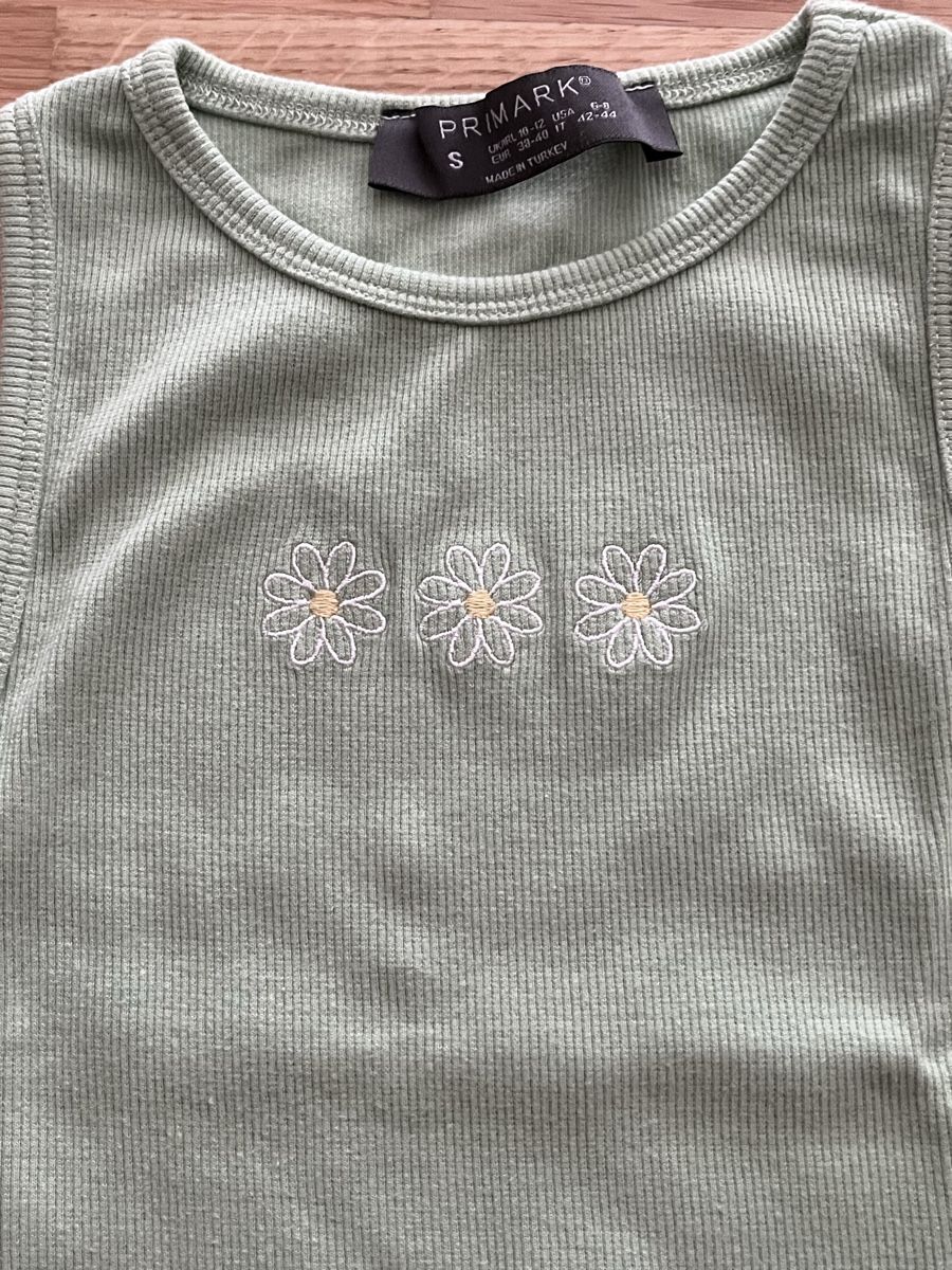 Primark Top: apfelgrünes Top 💚 – Nuovo (secondo la descrizione) da Glis venduto da jos_hj8q 1