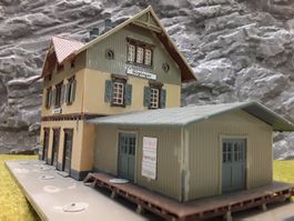 Faller 110107 __ Bahnhof Güglingen __ Spur H0