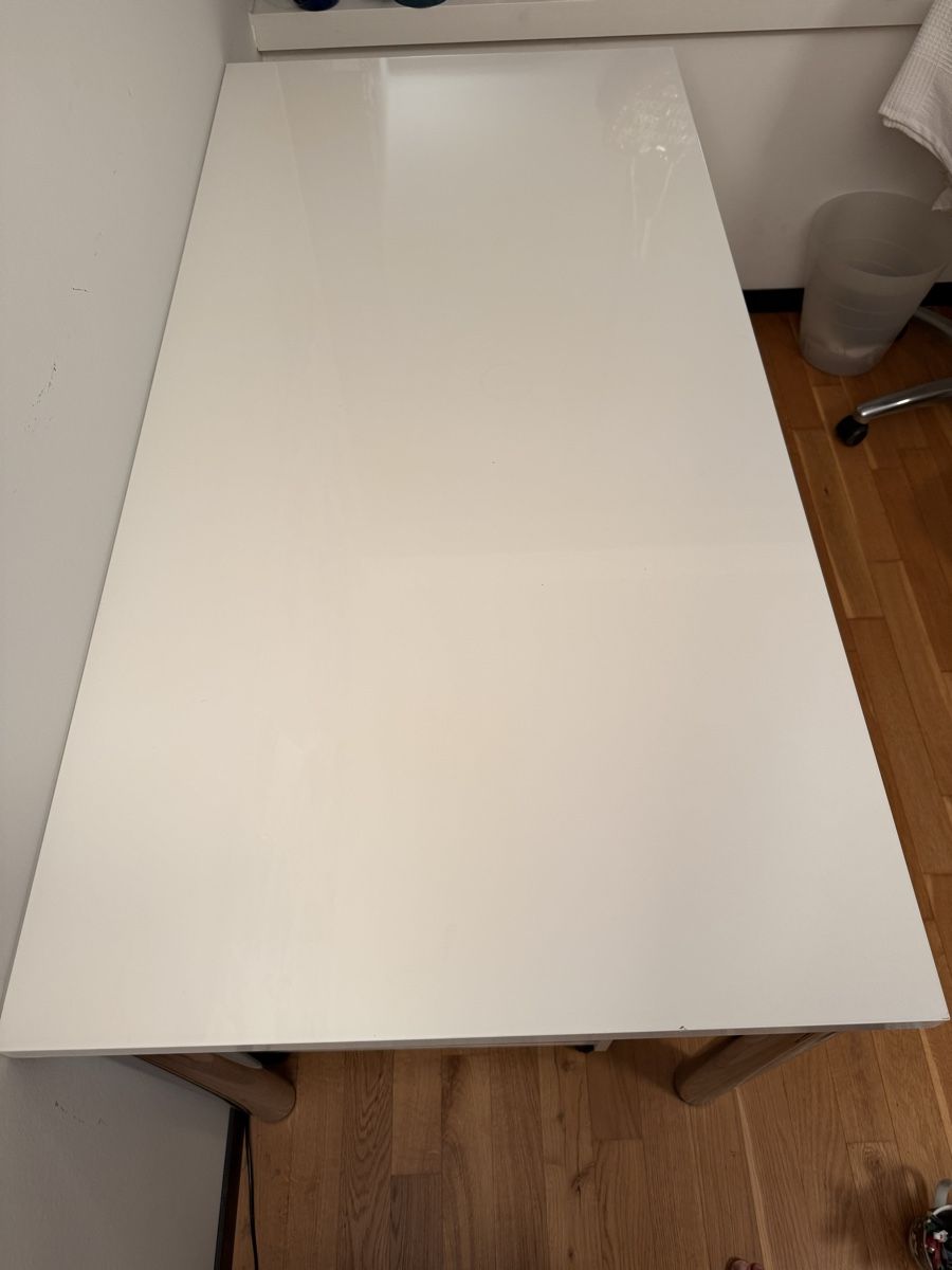 Interio Scrivanie: Pult und Rollkorpus – Usato da Zürich venduto da chi_cg6r 1