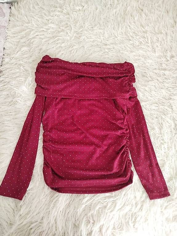 T-shirt: Maglietta rossa brillantina – Usato da Chiasso venduto da CarmeloNicotra 1