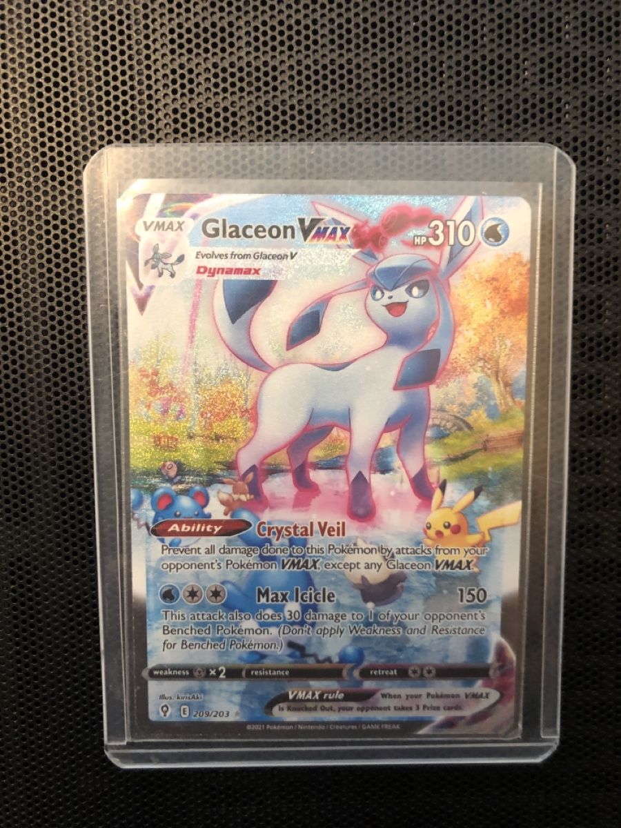 Pokémon Carte collezionabili: Glaceon VMAX 209/203 – Nuovo (secondo la descrizione) da Sissach venduto da Quentinfoggetta