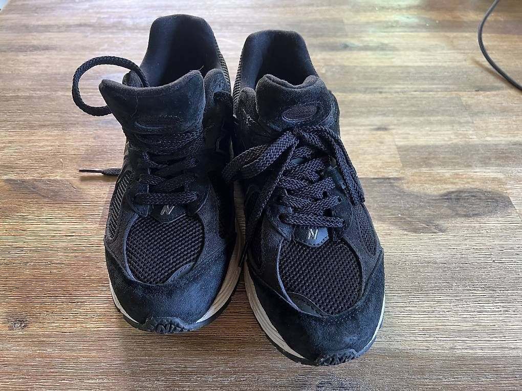 New Balance Scarpe da donna: New Balance 2002R, 38 – Usato da Bolligen venduto da LaCorsa 2