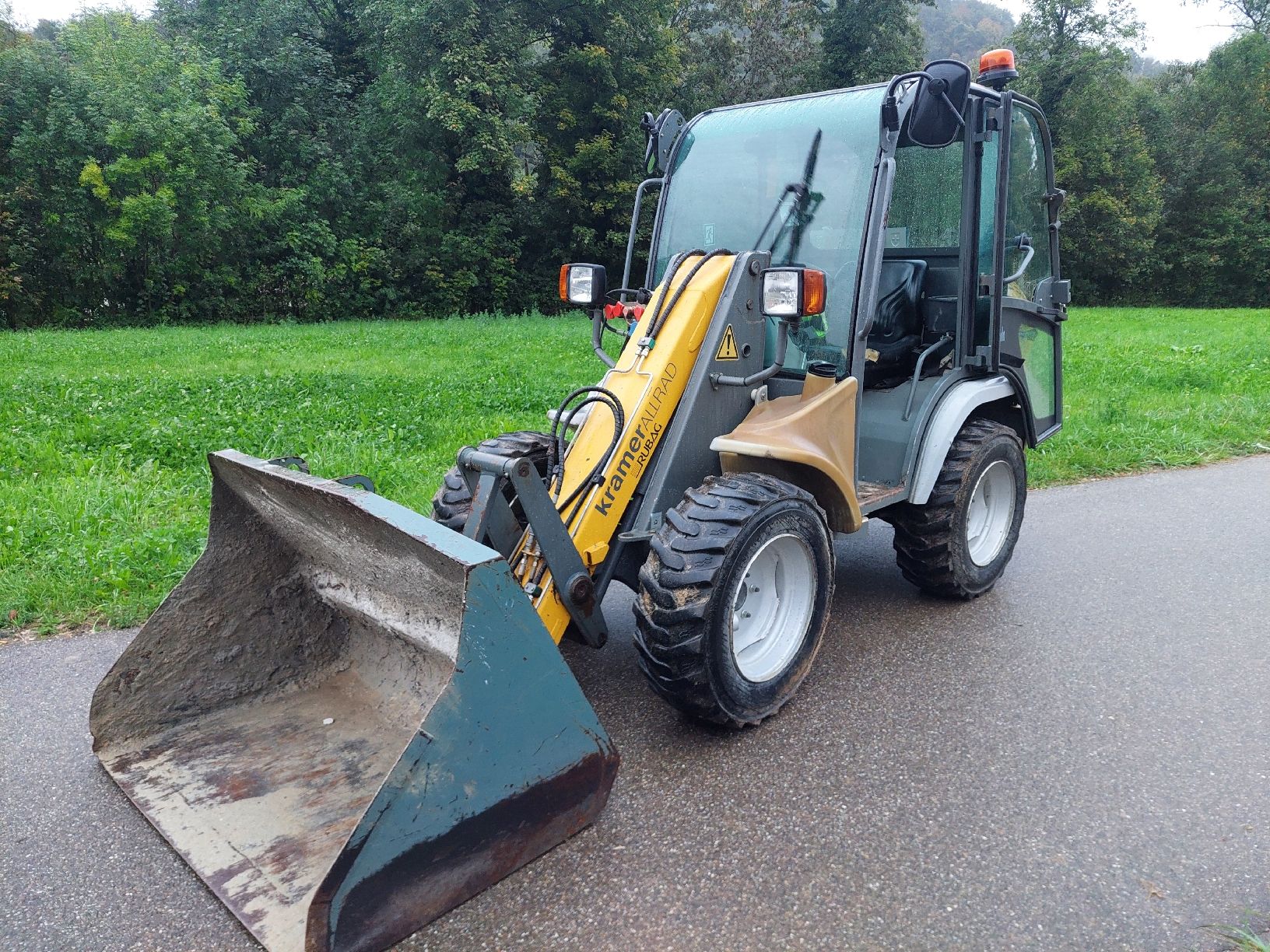 Kramer Hoflader: Hoflader Kramer Allrad 350 – Gebraucht aus Rümlingen von Nero036 2
