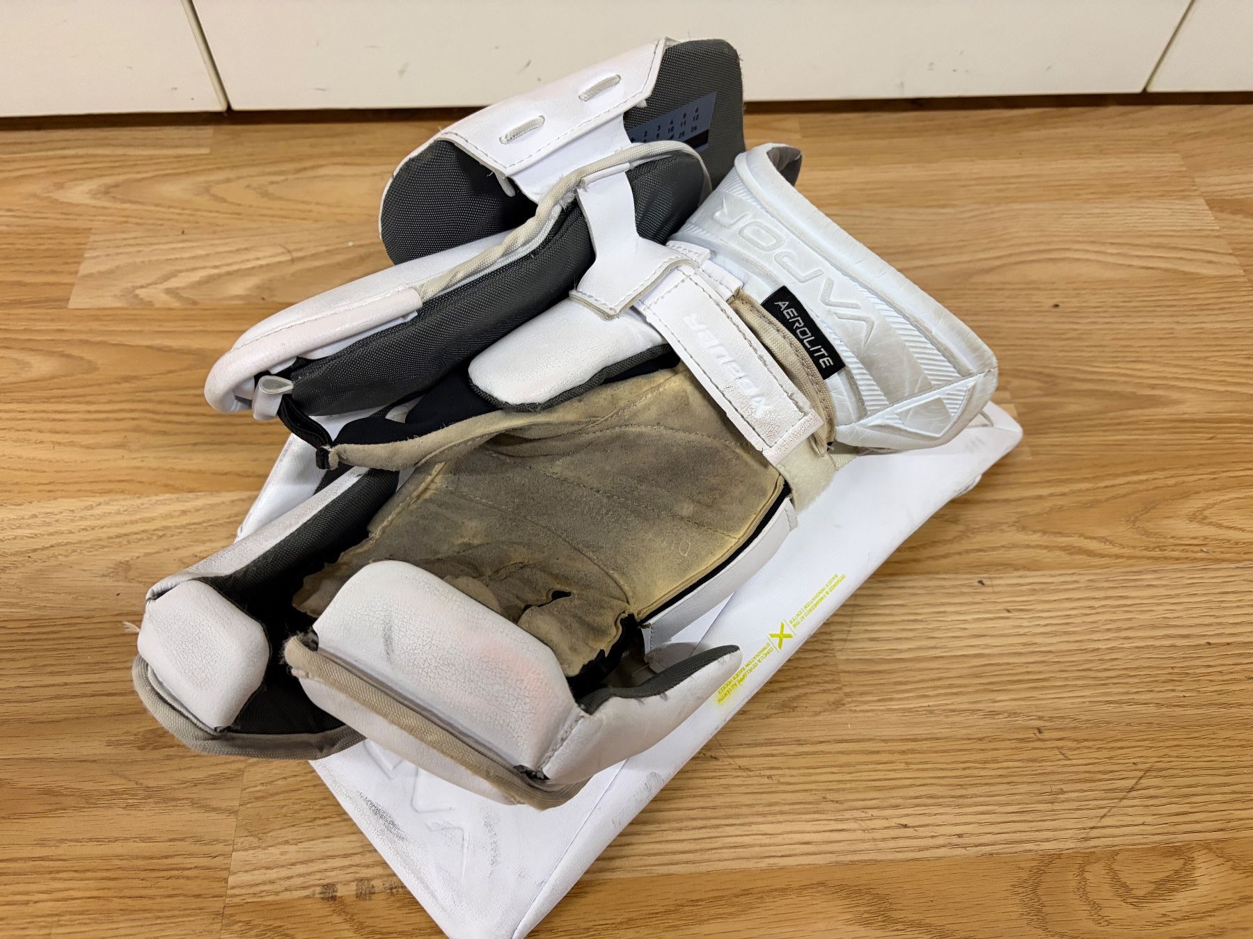 Bauer Guanti & manicotti: Bauer Vapor X5 Pro Stockhand Intermediate – Usato da Hasle b. Burgdorf venduto da rema78 5