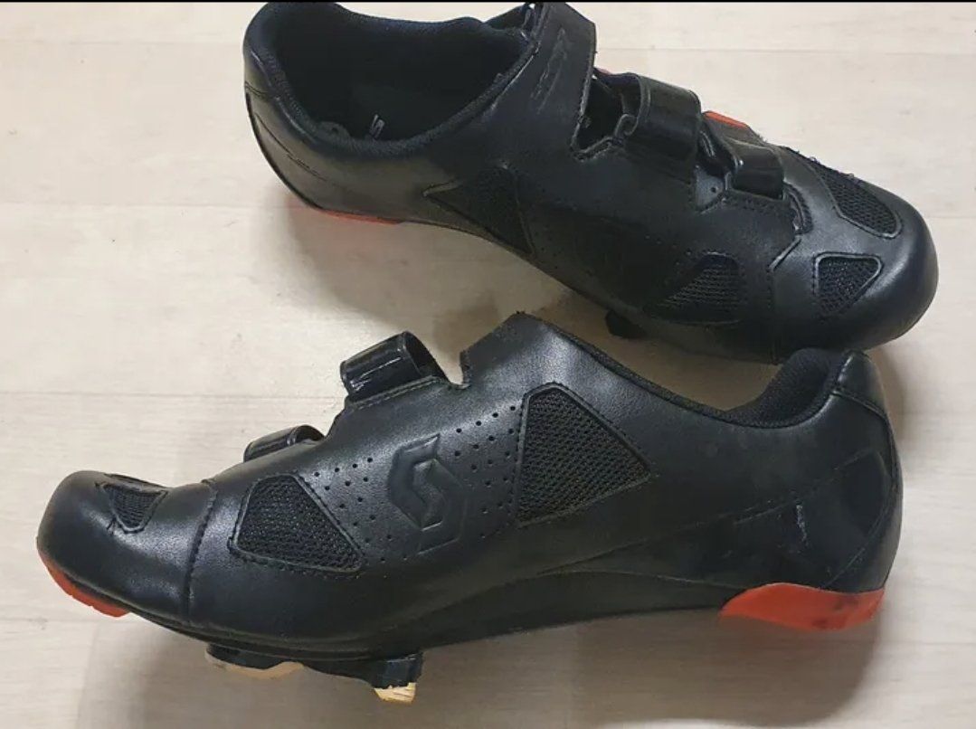 Scarpe da uomo: Chaussures de vélo Scott pointure 45 – Usato da Meyrin venduto da 19steve77
