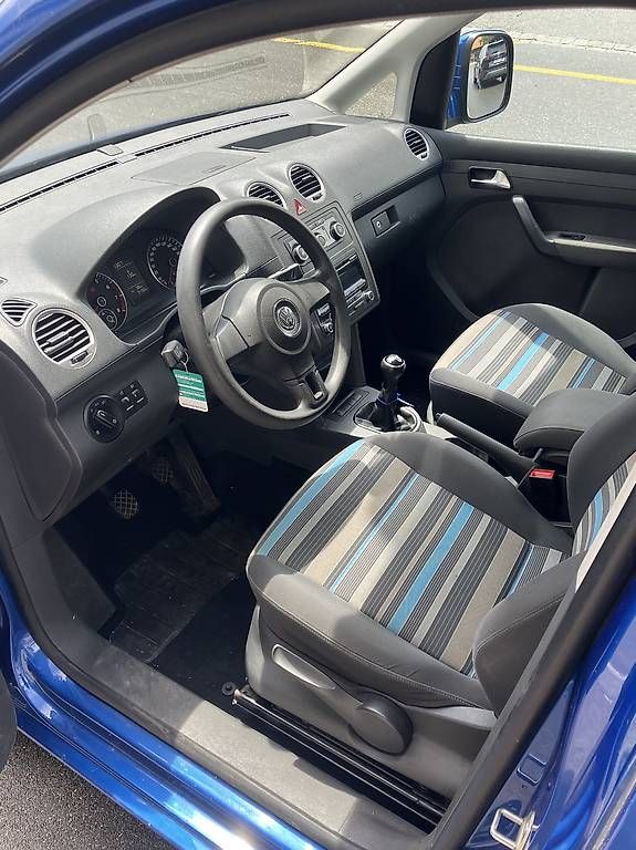 Autos: VW Caddy 1.2 TSI MFK/Service – D'occasion à Zauggenried par vwdomi88 2
