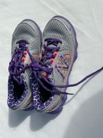New Balance Laufschuhe Mädchen Gr. 37 grau/lila