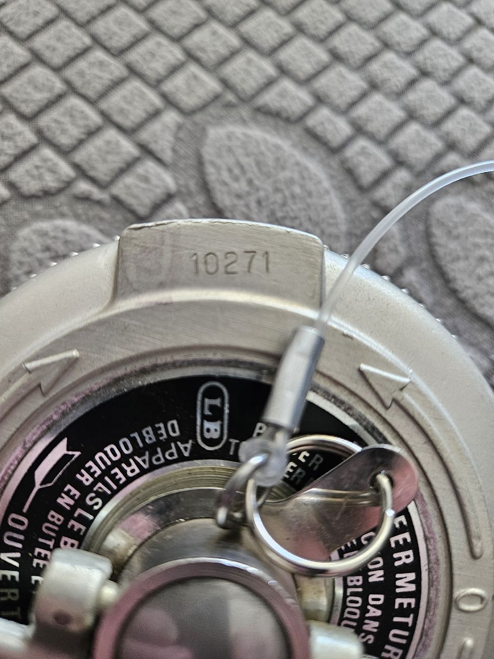 Tutti pezzi di ricambio auto: Alpine A110 Le Bozec Tankdeckel  – Nuovo (secondo la descrizione) da Dielsdorf venduto da toe51664 3