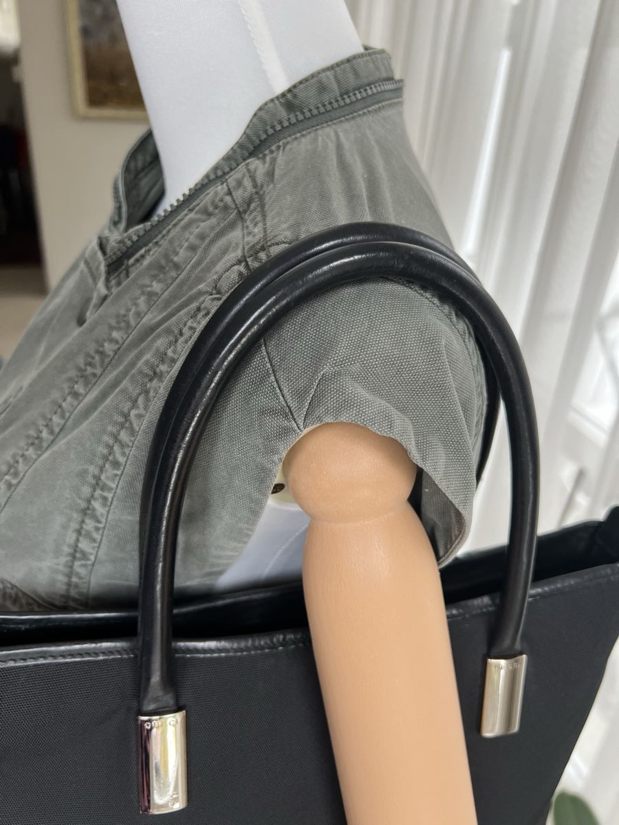 Gucci Taschen: Gucci Shopper Tasche Nylon schwarz Lederelemente – Gebraucht aus Zürich von ClosetKTT 4