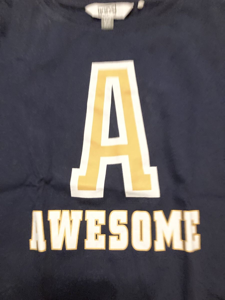 Camicie, T-shirt & Polo: Kinder Awesome Shirt Gr. 122 – Usato da Emmenbrücke venduto da JJ_89 1