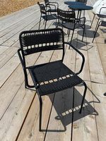 Outdoor Gastrostuhl mit PE-Rattanoptik und Metallgestell
