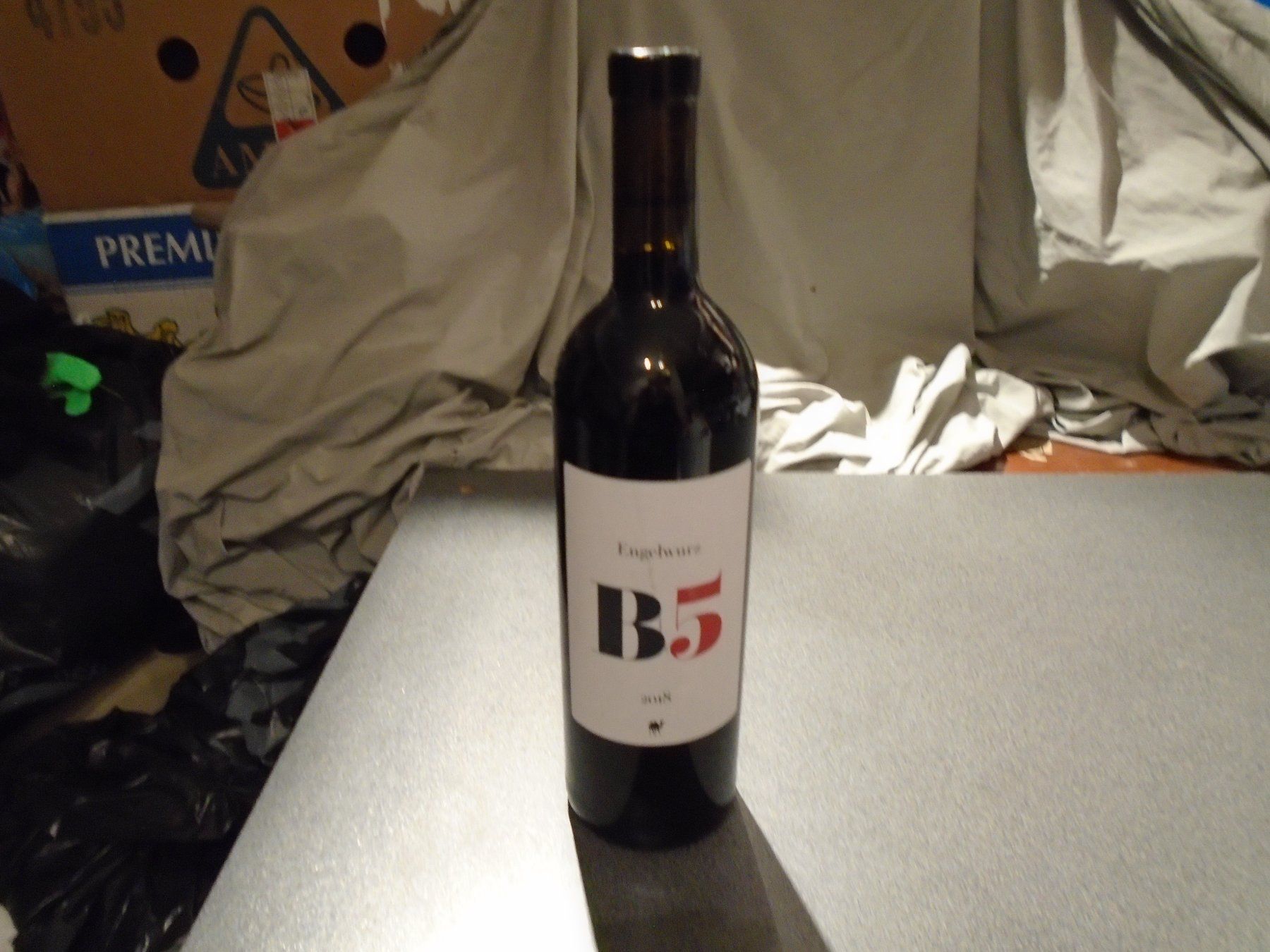 Wein: Rotwein Engelwurz B5, 2018 – Gebraucht aus Zürich von abraxas1291