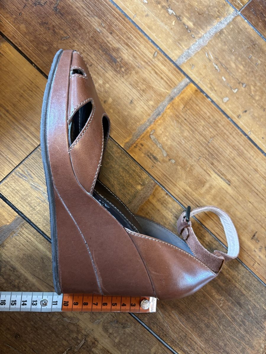 Hogan Scarpe da donna: Sandales compensées Hogan cuir marron 40 – Usato da Dotzigen venduto da SecondHandGems 6