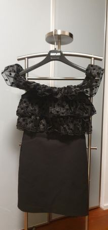Kleid mit Vollants Carmenstyle Gr. M
