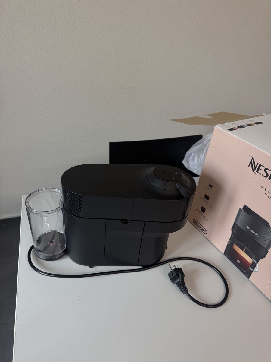 Nespresso Kaffeemaschinen & Espressomaschinen: Nespresso coffee machine (Vertuo pop) – Neu (gemäss Beschreibung) aus Genève von che_v9mq 2