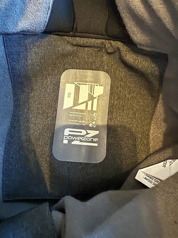 Hosen: Skihose Grösse 36 – Gebraucht aus Arth von a_a_n5vp 2