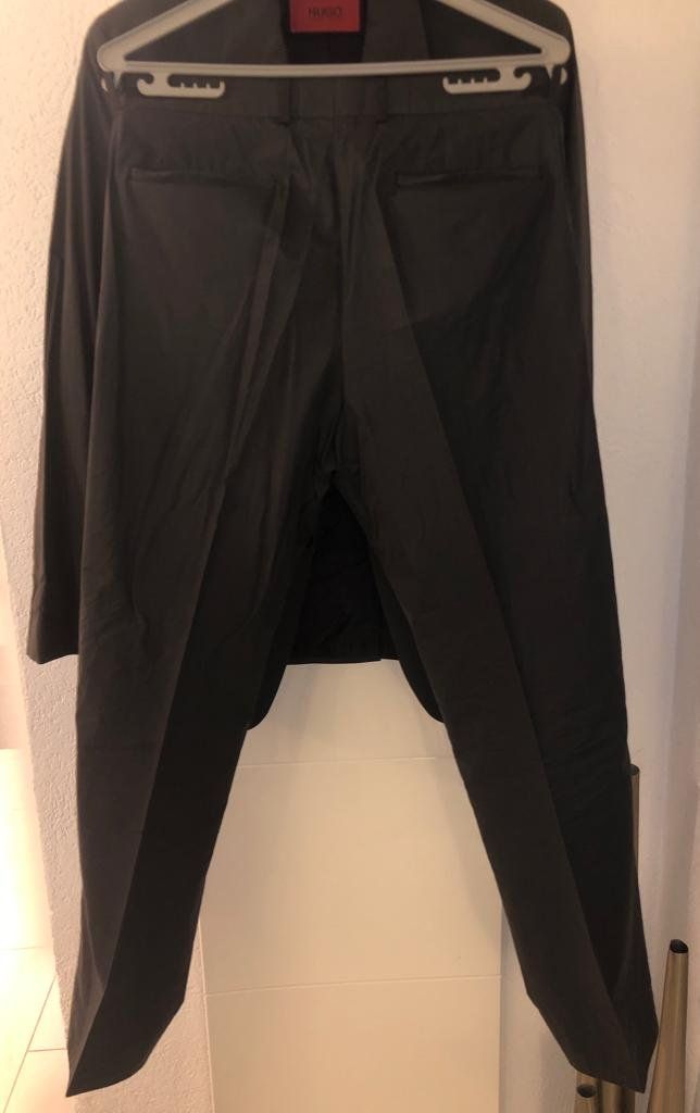 Hugo Boss Completi: Hugo Boss Anzug – Usato da Schlieren venduto da Sunshines 5