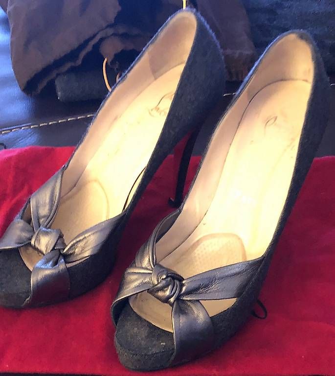 Chaussures femmes: Louboutin Schuhe – D'occasion à Galgenen par Letine