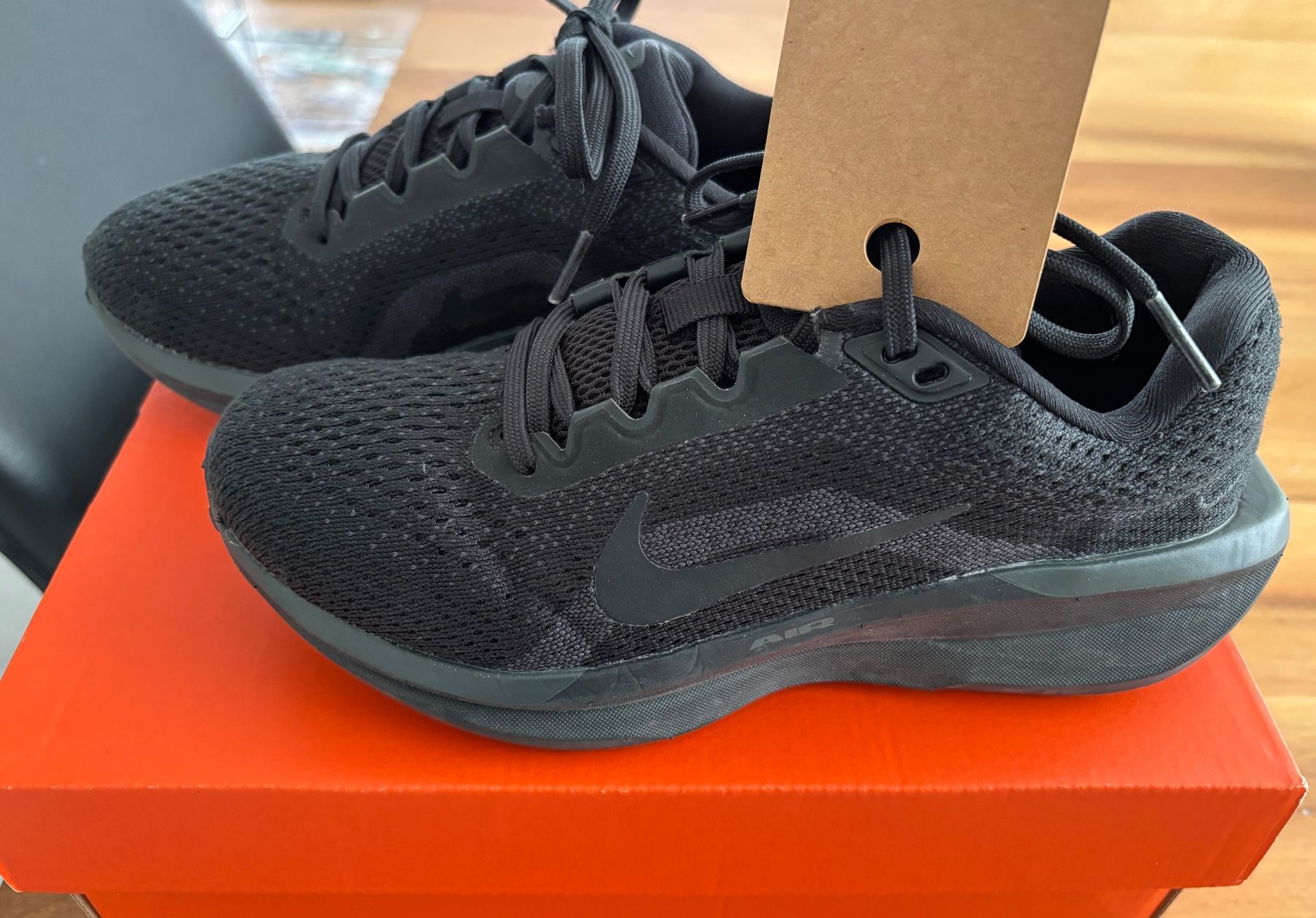 Nike Scarpe da uomo: Gr. 36 NIKE AIR WINFLO 11 BLACK/ANTHRACITE – Usato da Schinznach Dorf venduto da Soomone 4