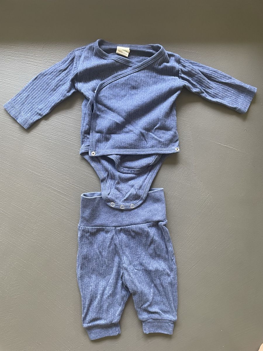Lotti & Set di vestiti: Alana Set Gr 56 in blau – Usato da Maienfeld venduto da viola93