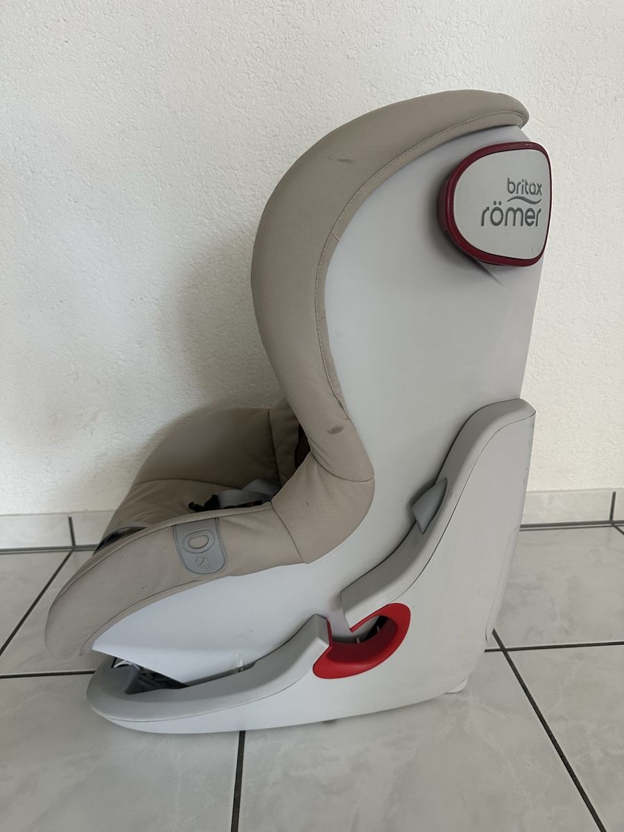 Britax Römer Auto-Kindersitze: Neuwertiger Kindersitz Britax King 2 / ATS / LS – Neu (gemäss Beschreibung) aus Ipsach von tinnel01 4