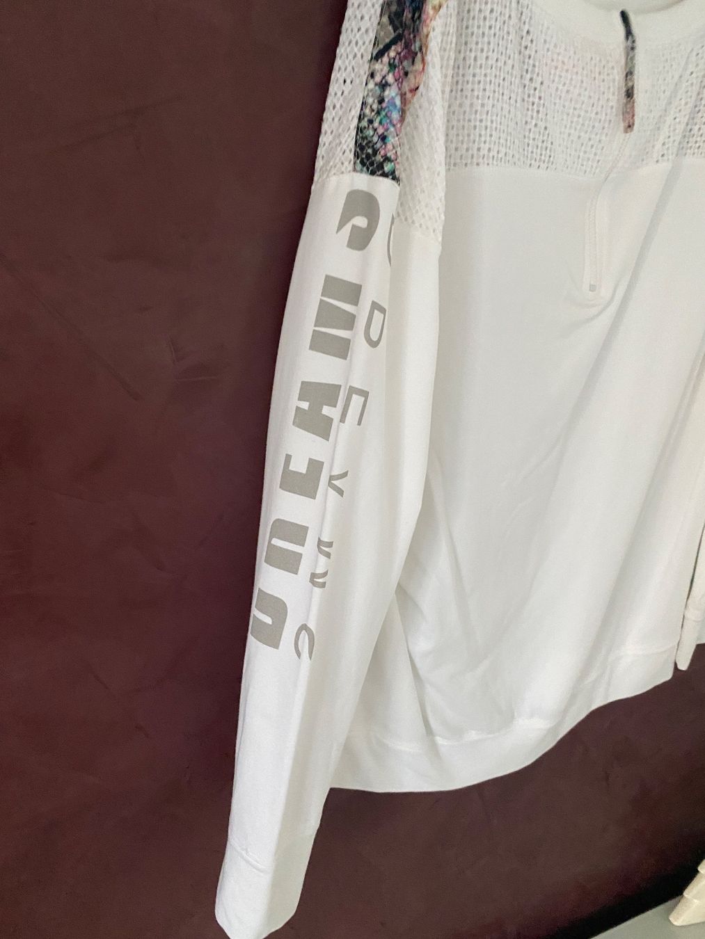 Marc Cain Maglioni & Felpe: Marccain Sweatshirt mit bändern an Schultern GR 40 – Nuovo (secondo la descrizione) da Volketswil venduto da praxis12 2
