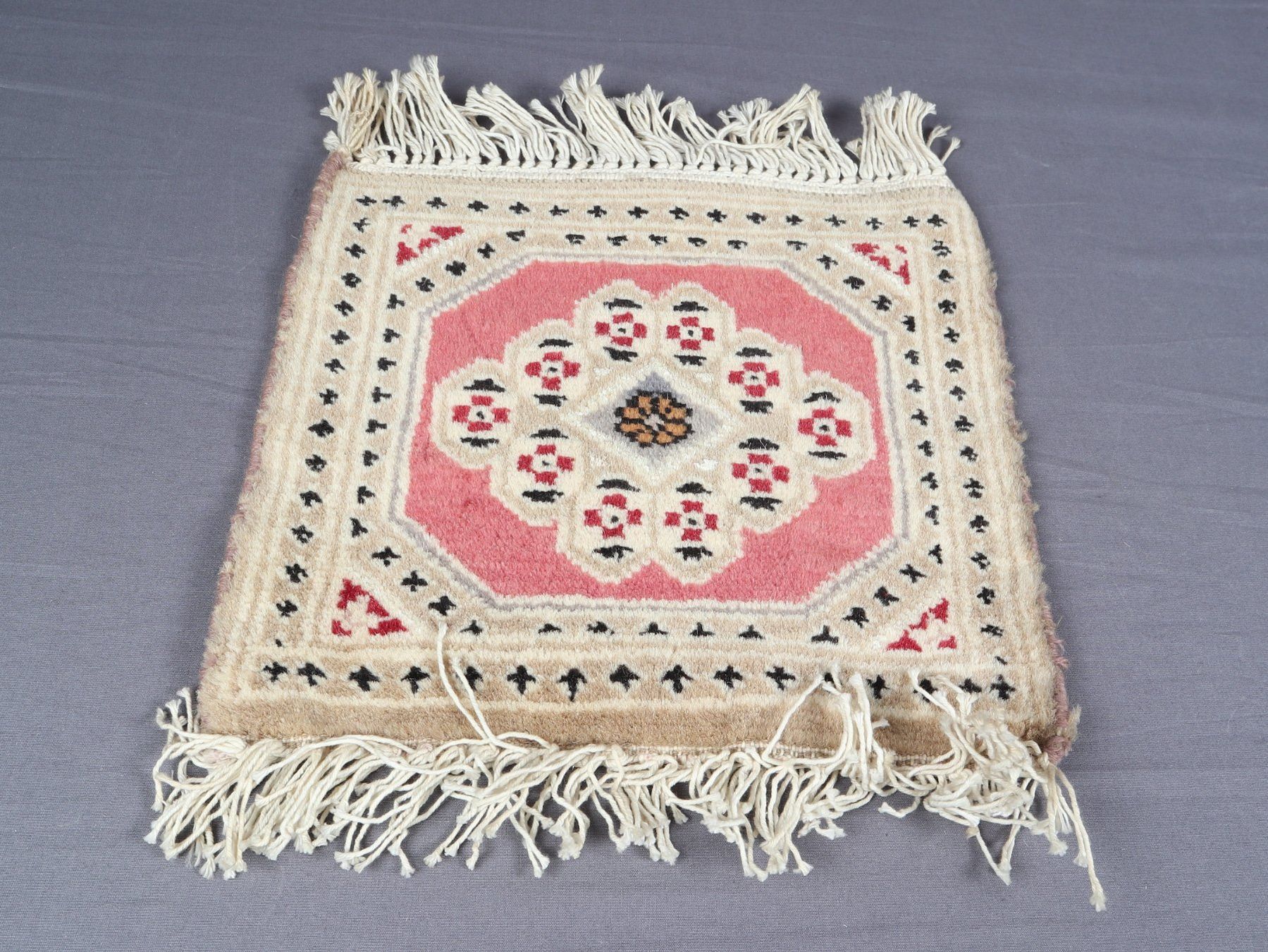 Sottobicchieri: TEPPICHUNTERSETZER 32x40cm – Usato da Steinen venduto da Restwert_Steinen