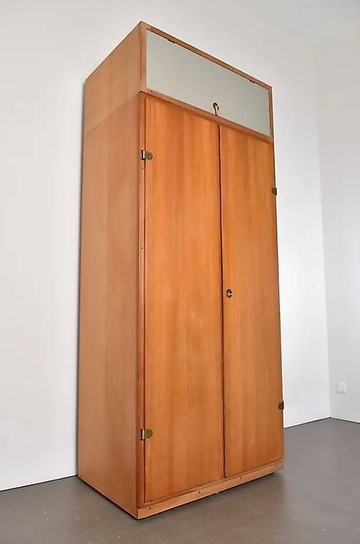 Schränke: Borge Mogensen Kleiderschrank – Gebraucht aus Zürich von IndividumCH