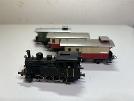 Märklin Dampflok mit 3Wagen 