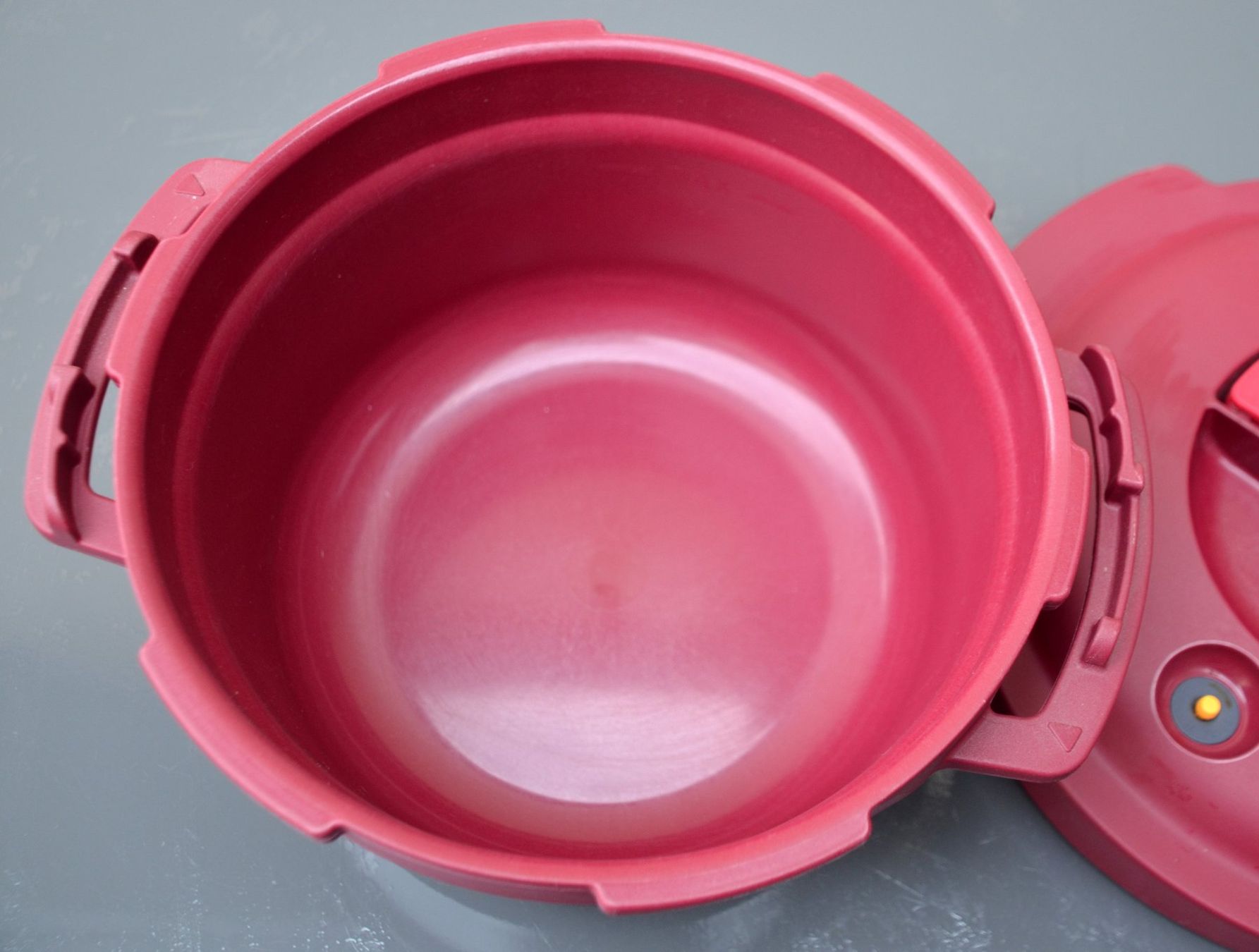 Tupperware Elettrodomestici da cucina: Tupperware MicroQuick Pressure Cooker/ Schnellkochtopf 3L – Usato da Collonges venduto da arashee 3